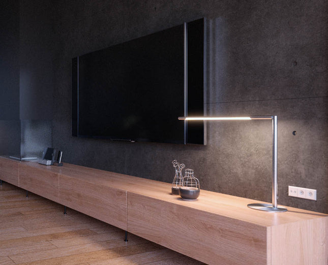 Metal Skrivebordslampe - Med Base og Transformbar arm - Hvid- Passer til stuen