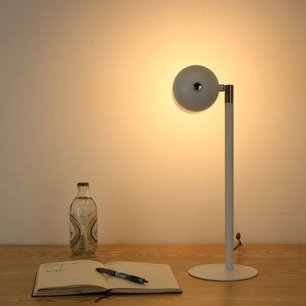 Hvid Klassisk & Minimalistisk Skrivebordslampe - Med Base - Lyser ind mod væg