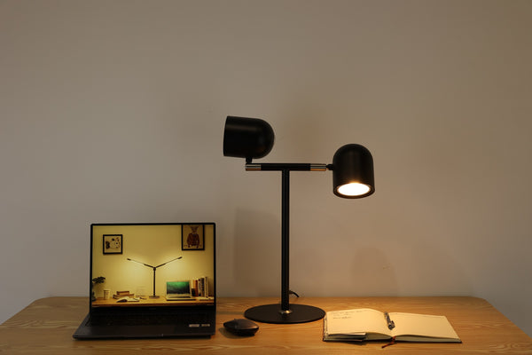 Minimalistisk Skrivebordslampe - Med Base & To lamper - Sort