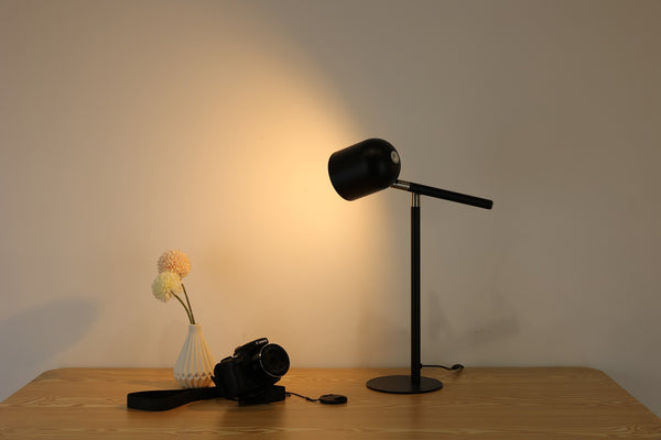 Klassisk & Minimalistisk Skrivebordslampe - Med Base & Transformbar arm - Sort