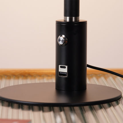 Sort Minimalistisk Skrivebordslampe - Med Base - A+C Usb